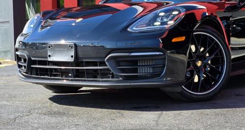 2021 Porsche Panamera Base