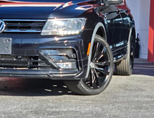 2021 Volkswagen Tiguan 2.0T SE R-Line Black