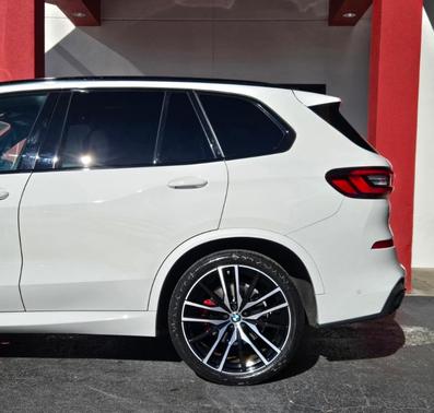 2023 BMW X5 sDrive40i