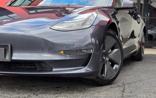 2023 Tesla Model 3 Base