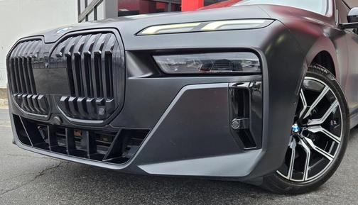 2023 BMW 760 760i xDrive