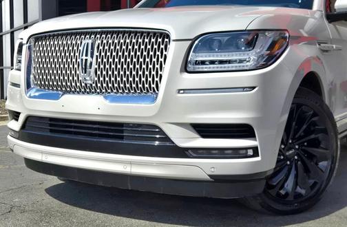 Ceramic Pearl 2021 Lincoln Navigator Reserve