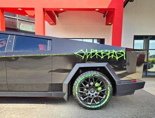 2024 Tesla Cybertruck Base