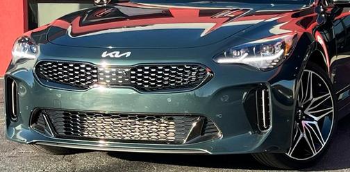 2023 Kia Stinger GT2