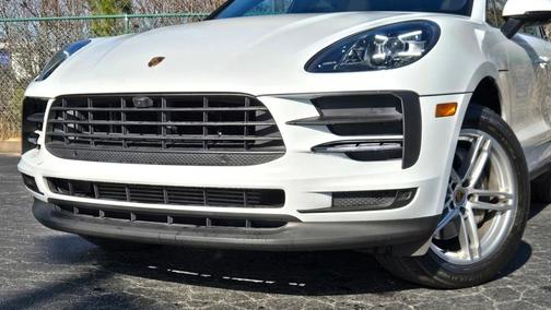 2021 Porsche Macan Base