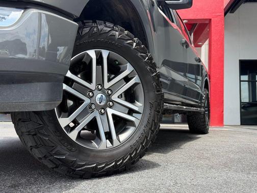 Lead Foot 2021 Ford F-150 XL