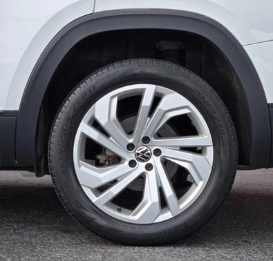2021 Volkswagen Atlas 3.6 V6 SE w/ Technology