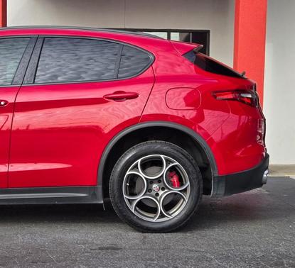 2019 Alfa Romeo Stelvio Base