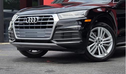2020 Audi Q5 40 Premium Plus