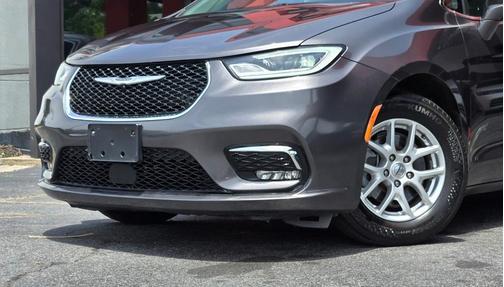2021 Chrysler Pacifica Touring-L
