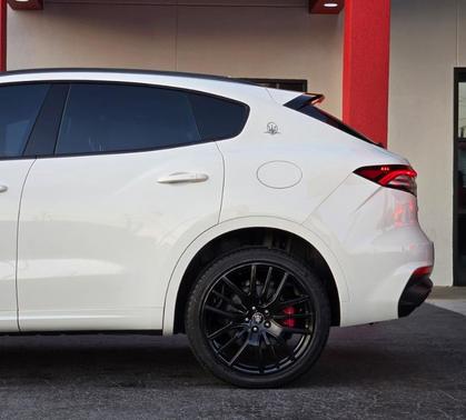 2021 Maserati Levante Base