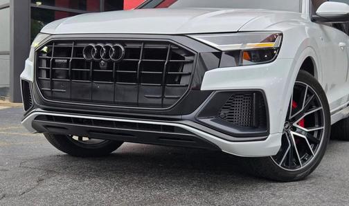 2021 Audi Q8 55 Premium Plus