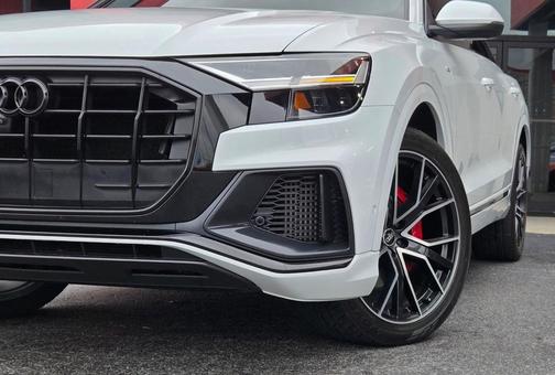 2021 Audi Q8 55 Premium Plus