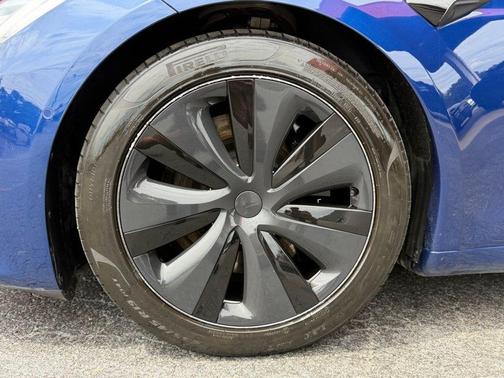 Blue 2022 Tesla Model S Base
