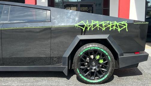 2024 Tesla Cybertruck Base