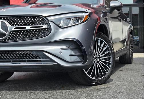 2023 Mercedes-Benz GLC 300 Base 4MATIC