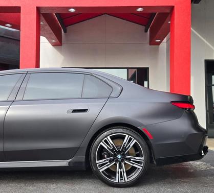 2023 BMW 760 760i xDrive