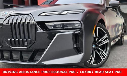 2023 BMW 760 760i xDrive