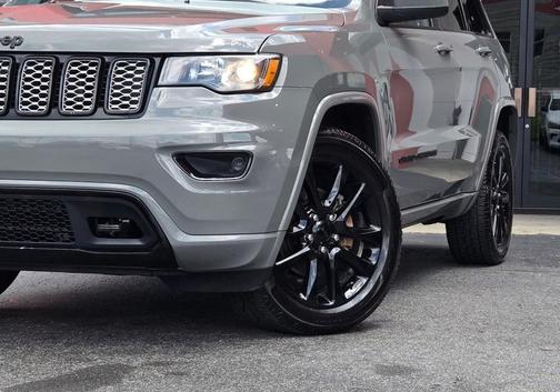 2020 Jeep Grand Cherokee Altitude