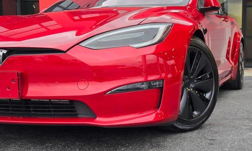 2022 Tesla Model S Base