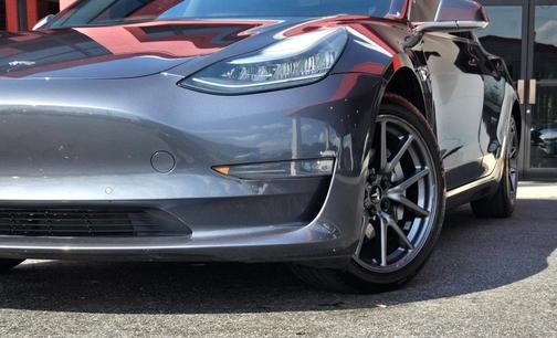 2019 Tesla Model 3 Long Range