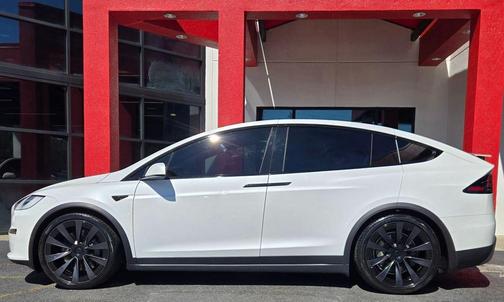 2022 Tesla Model X Base