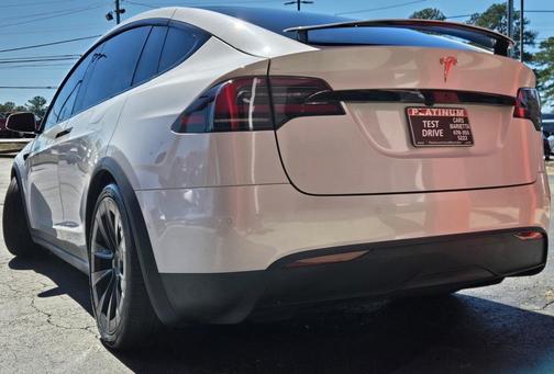 2022 Tesla Model X Base