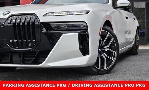 2023 BMW 760 760i xDrive