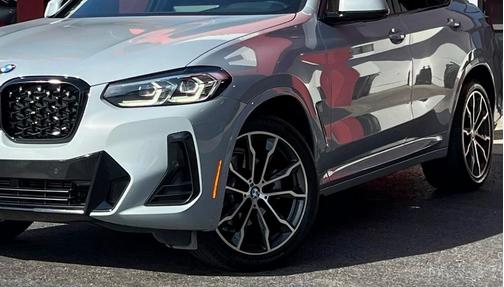 2022 BMW X4 xDrive30i