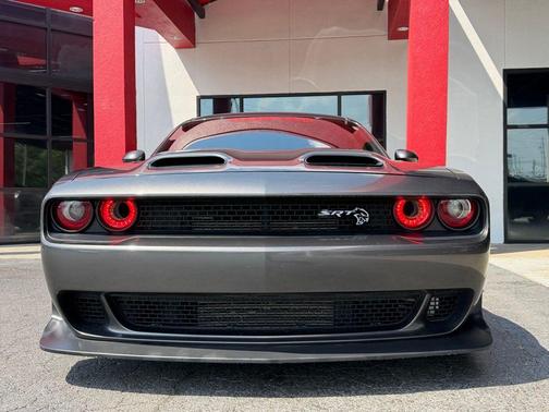Granite Crystal Clearcoat Metallic 2019 Dodge Challenger SRT Hellcat