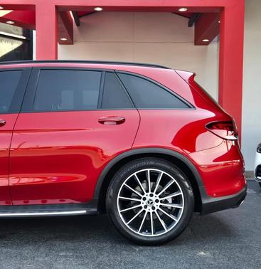 2020 Mercedes-Benz GLC 300 Base 4MATIC