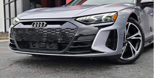 2022 Audi e-tron GT Premium Plus