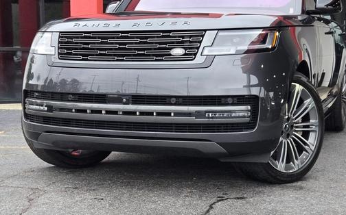 2023 Land Rover Range Rover P530 SE