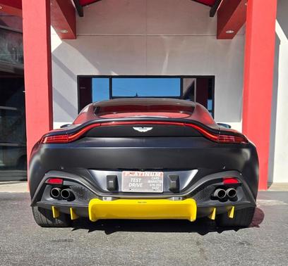 2020 Aston Martin Vantage Base