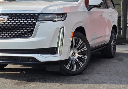 2022 Cadillac Escalade Premium Luxury