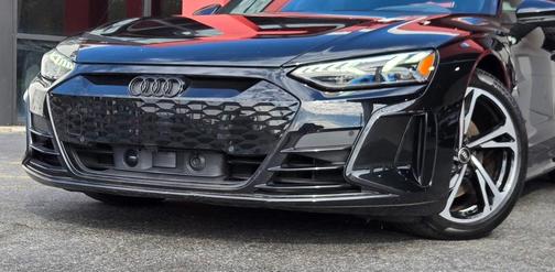 2022 Audi e-tron GT Premium Plus