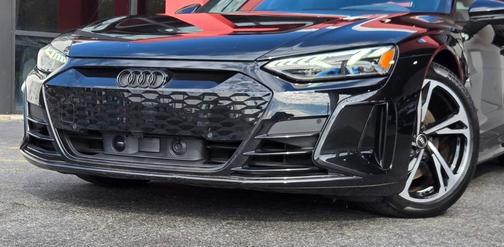 2022 Audi e-tron GT Premium Plus