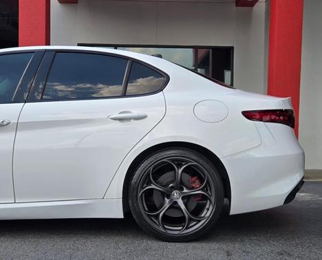 2019 Alfa Romeo Giulia Base