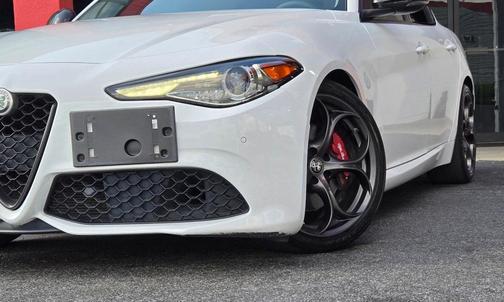 2019 Alfa Romeo Giulia Base
