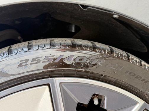 Dravit Gray Metallic 2023 BMW 760 760i xDrive