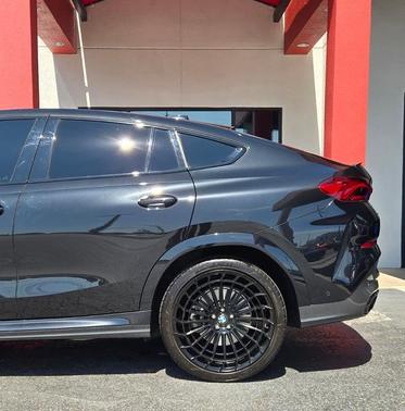 2021 BMW X6 sDrive40i