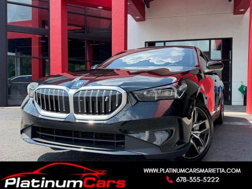 Black Sapphire Metallic 2024 BMW i5 eDrive40