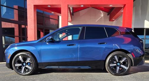 2024 BMW iX xDrive50