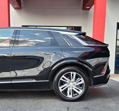2024 Cadillac LYRIQ Tech