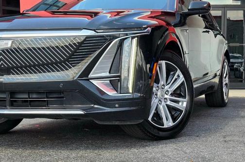 2024 Cadillac LYRIQ Tech