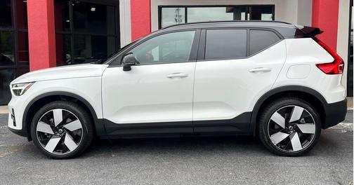 2023 Volvo XC40 Recharge Pure Electric Twin Ultimate