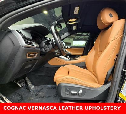 2022 BMW X6 xDrive40i