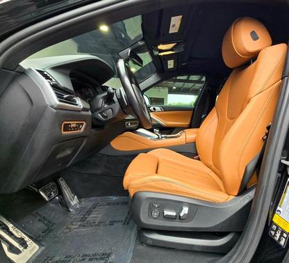 2022 BMW X6 xDrive40i