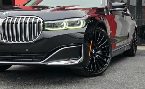 2020 BMW 740 i