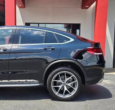 2023 Mercedes-Benz GLC 300 4MATIC Coupe
